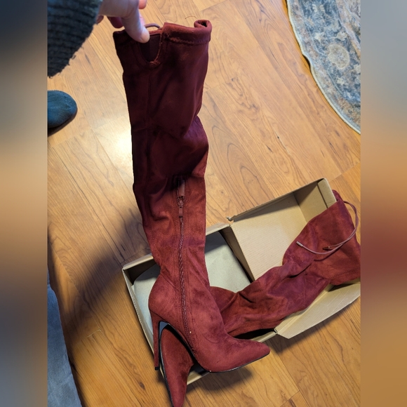 Elegant Burgundy Suede Sexy Gesele_8 Thigh High Boutique Boots - Picture 4 of 17